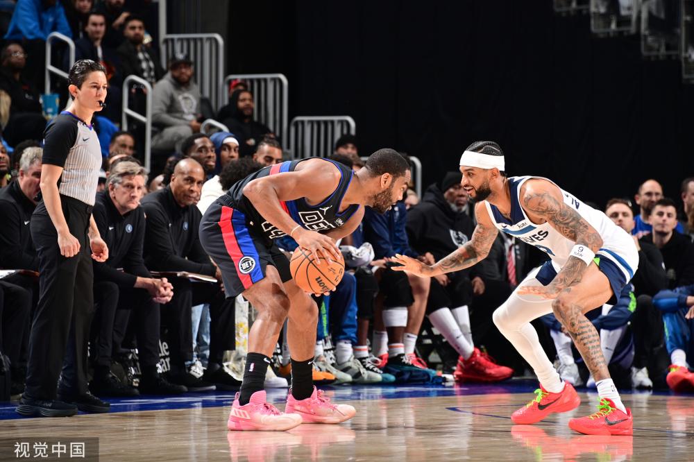 其中朱婷在 其中朱婷在